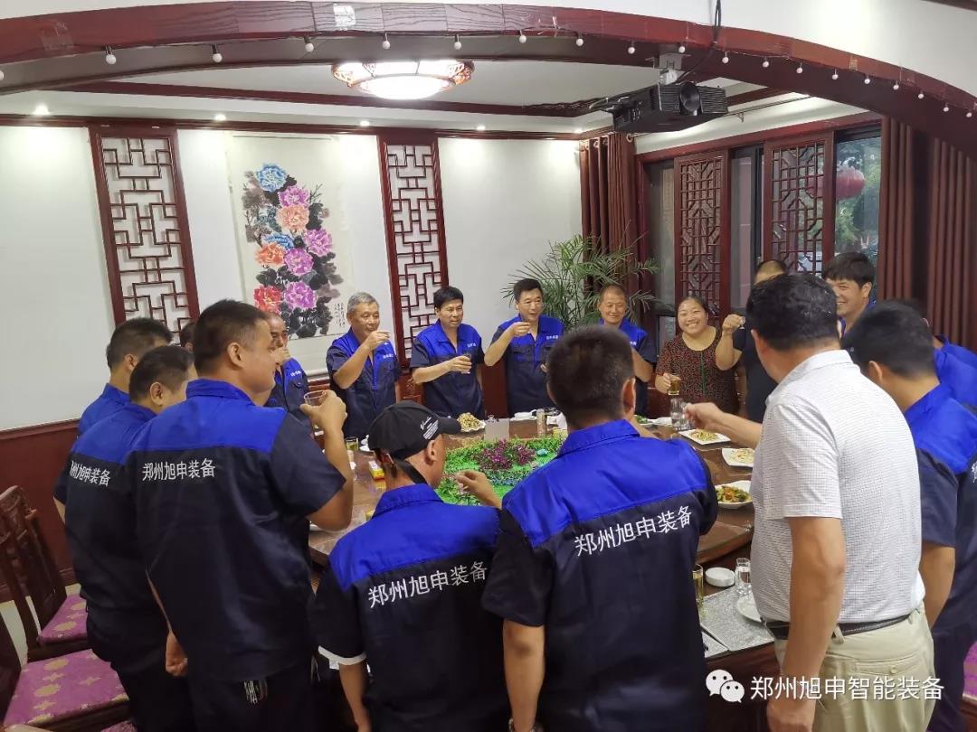 旭申智能裝備，滾輪架操作機(jī)，變位機(jī)打磨機(jī)